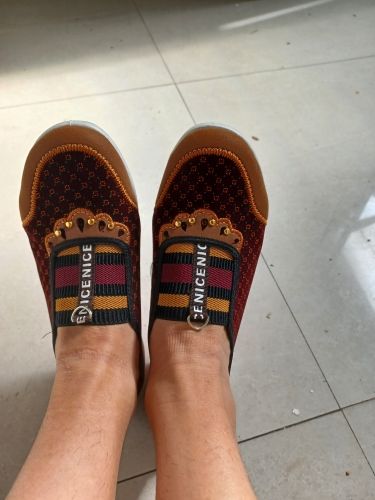 Customer photo review of Soft Sole Womens Casual Shoes