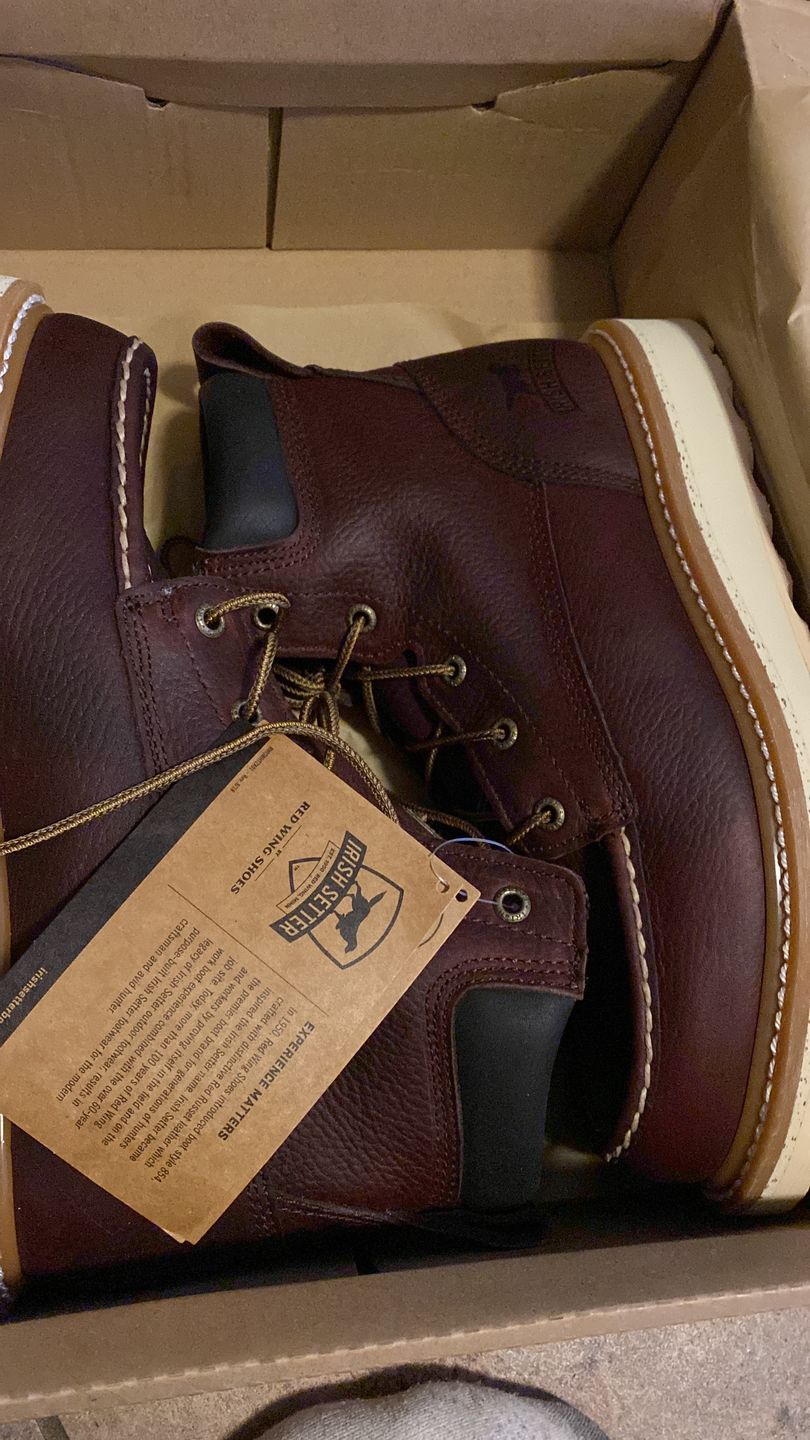 Customer photo review of Irish Setter by Red Wing Men's Ashby Soft Toe 6-inch Lace-Up Boots 83605