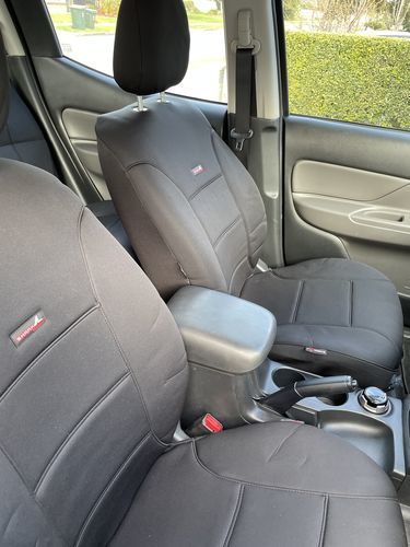 Customer photo review of Toyota Prado KDJ150R/GRJ150R - Sharkskin™ Neoprene Seat Covers