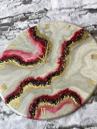 Customer photo review of Burgundy Slush Clock Large 27 Inches