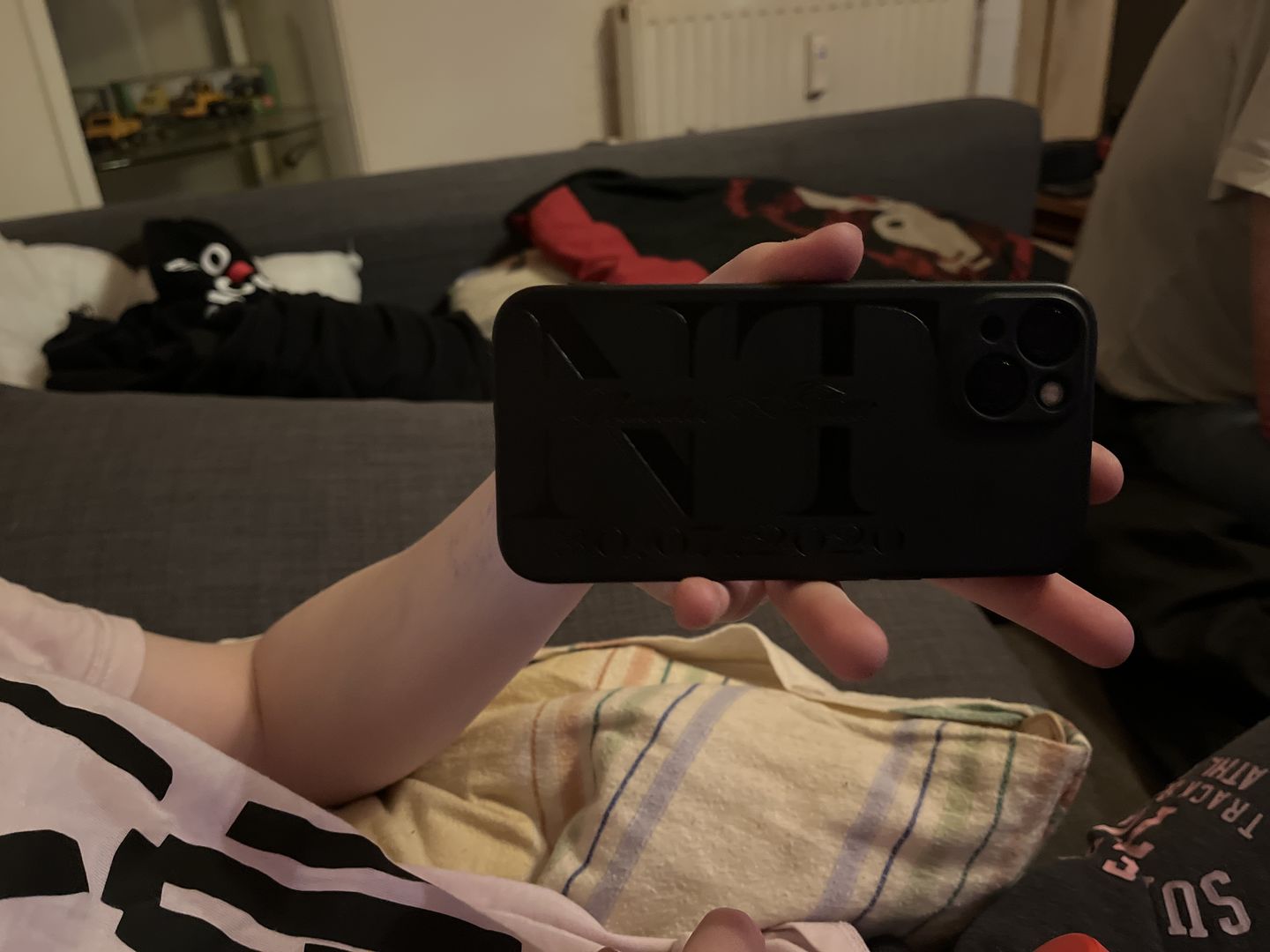 Customer photo review of ID Case - 2 Buchstaben , 2 Namen, Wunschdatum, Silikon(graviert)