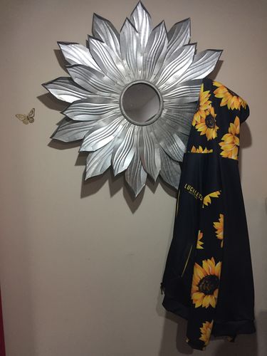 Customer photo review of SUNFLOWER HEAVY ZIP FLEECE HOODIE