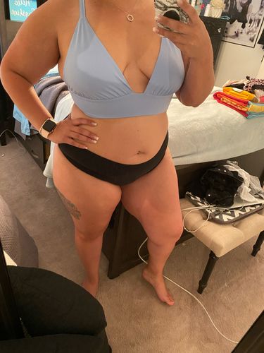 Customer photo review of 'Uplift' Plunging Bikini Top