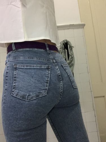 Customer photo review of Kayros High Rise Skinny Jean #PerfectFit