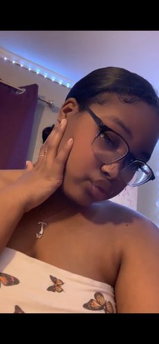 Customer photo review of Butterfly 2.0 Nose Studz