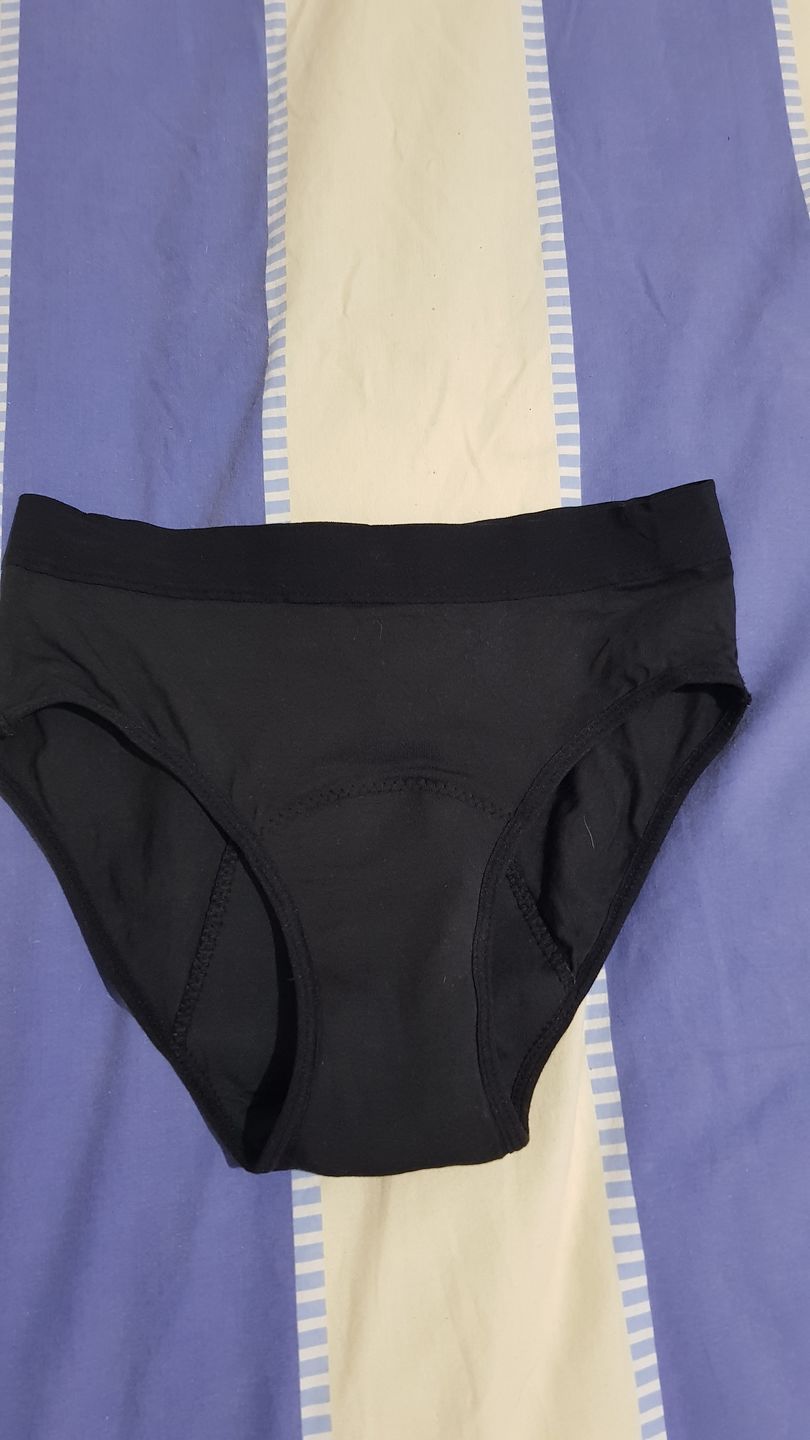 Customer photo review of Culotte Menstruelle Ados Léa