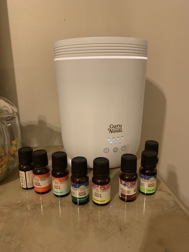 Customer photo review of The Halo & 8 Essential Oils Single Note Set