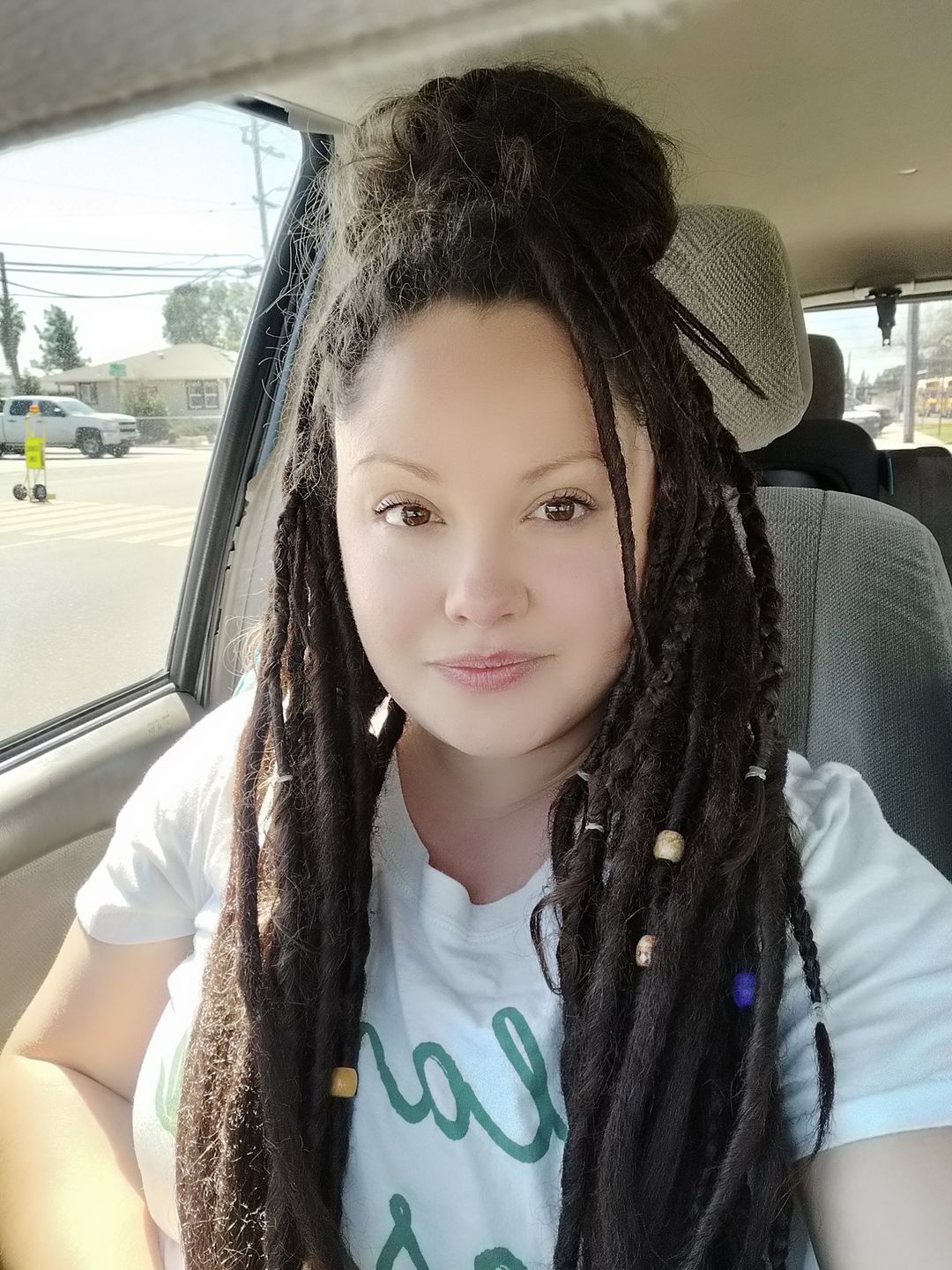Customer photo review of Dark Brown  - (1 pack of 5 Dreads)