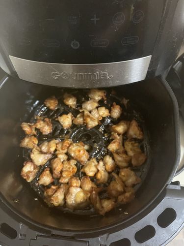 Customer photo review of Marinated Chicken Soft Knee 下酒菜 腌制鸡脆骨-蒜香/香辣/新奥尔良口味1LB装 (1包/Pack)