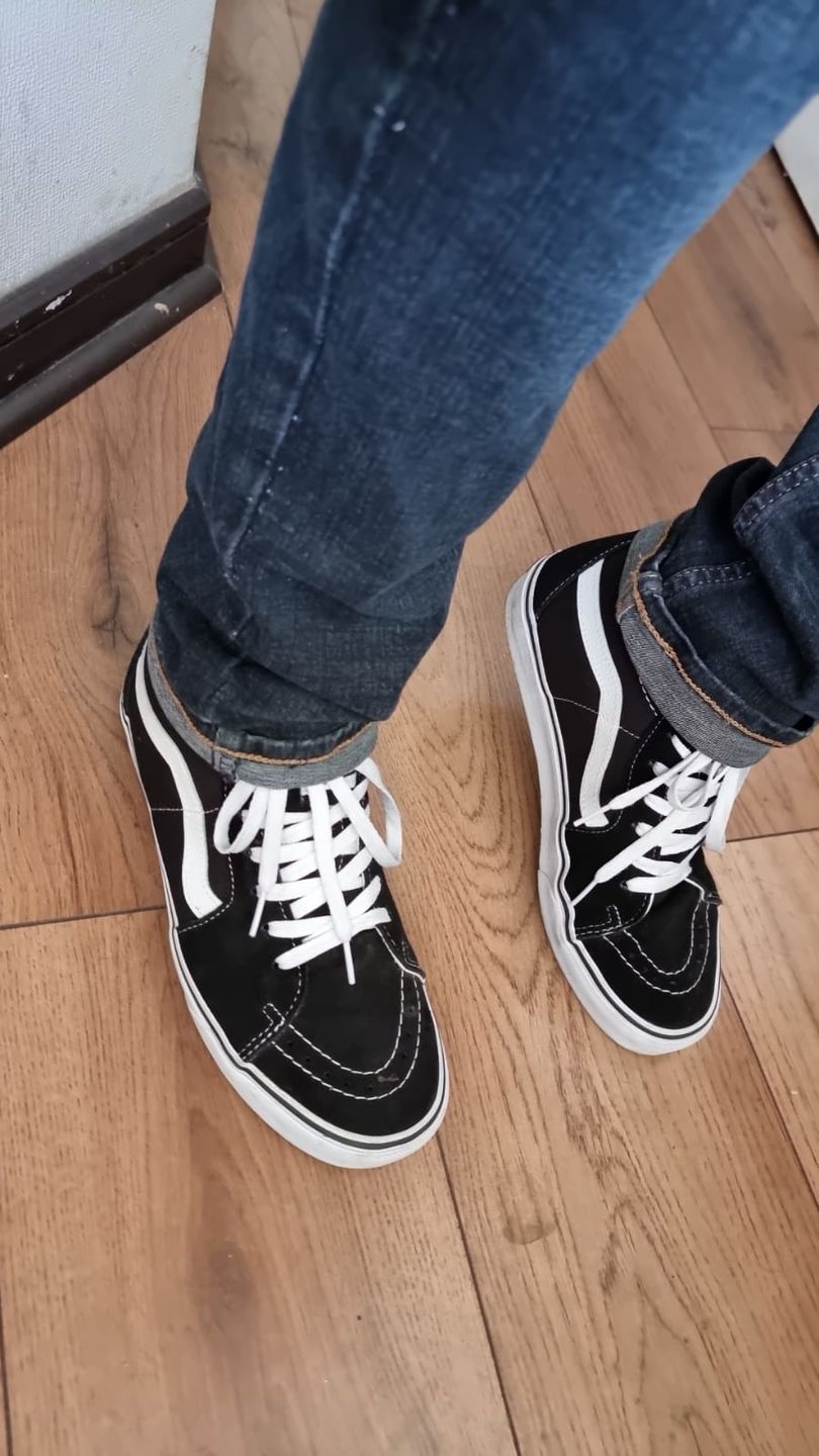 Customer photo review of Zapatilla Vans Sk8-Hi Mujer Negro