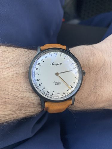 Customer photo review of First Season | 24h watch