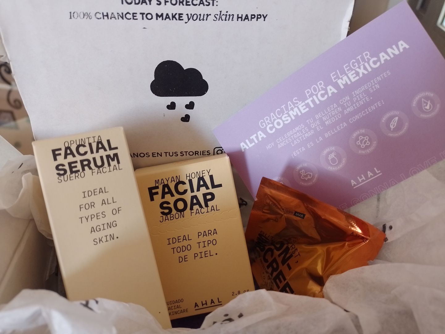 Customer photo review of Mayan Honey Facial Soap / Jabón Facial de Miel Maya