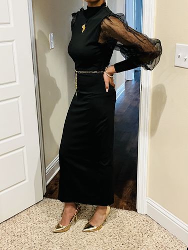 Customer photo review of Sheer-Combo Puff-Sleeve Slit Dress