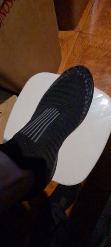 Customer photo review of Breathable Lightweight Fashion Sneakers