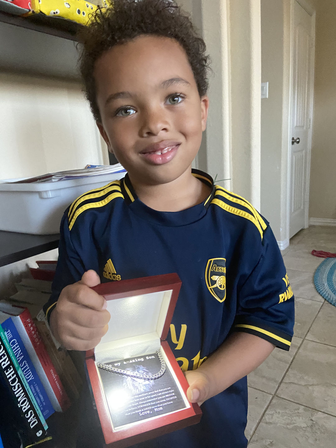 Customer photo review of [Almost Sold Out] To My Amazing Son - Love Mom - Cuban Link Chain