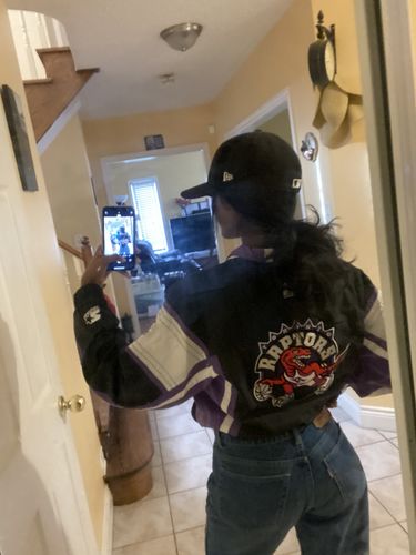 Customer photo review of Vintage Starter Toronto Raptors Windbreaker - Women's Medium