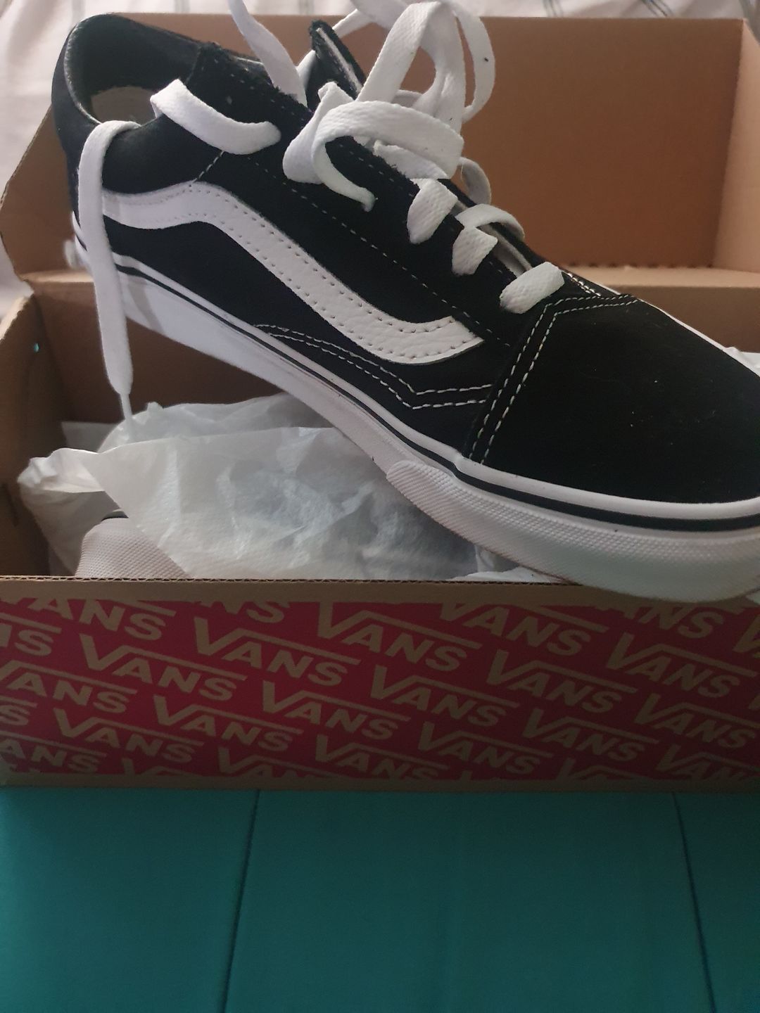 Customer photo review of Zapatilla Vans Old Skool Mujer Negro