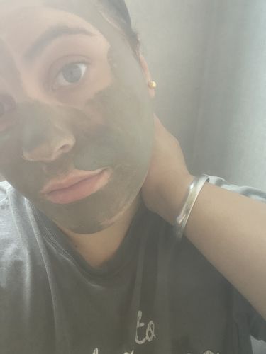 Customer photo review of Facial Spa - Rose Quartz Roller and Gua Sha