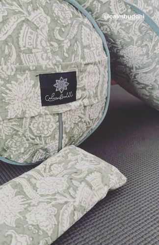 Customer photo review of New Gaia Round Yoga Bolster