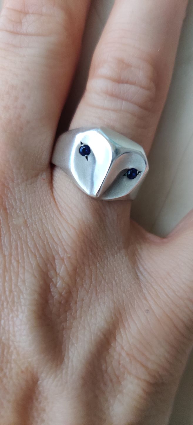 Customer photo review of Owl Ring with Sapphire Eyes