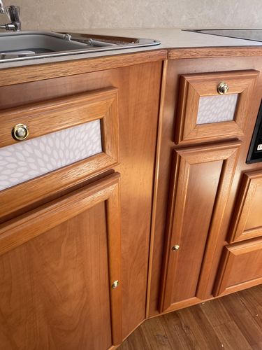 Customer photo review of Aperol in White on Beige Wallpaper