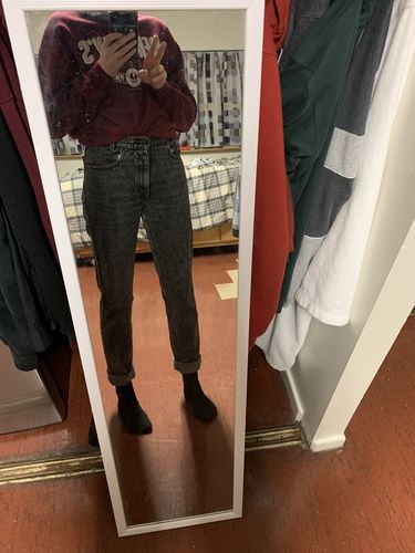 Customer photo review of Vintage Levi's 505 Student Denim Acid Wash Jeans Size 30 x 32