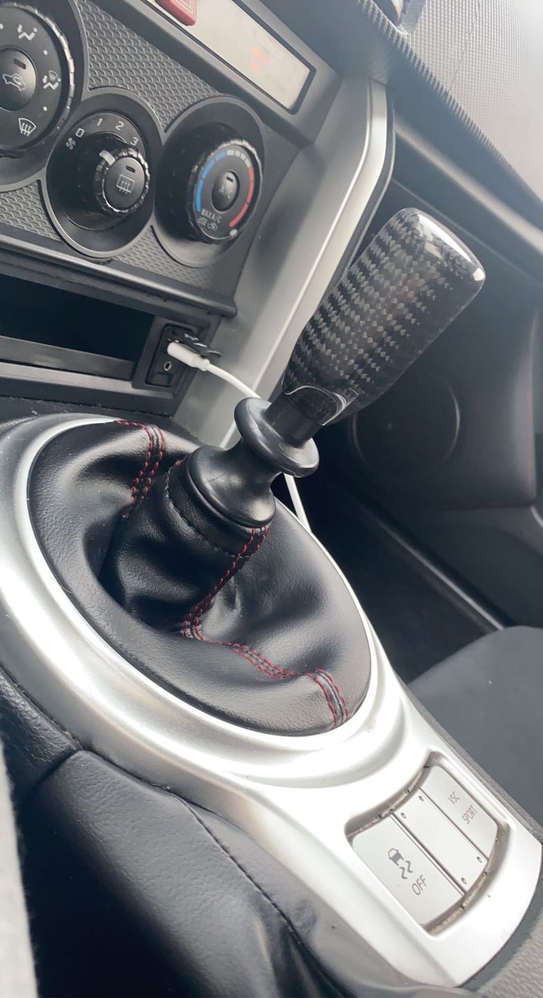 Customer photo review of Black Carbon Fiber Handle Shift Knob