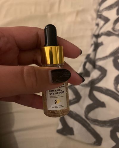 Customer photo review of 24K Gold Eye Serum