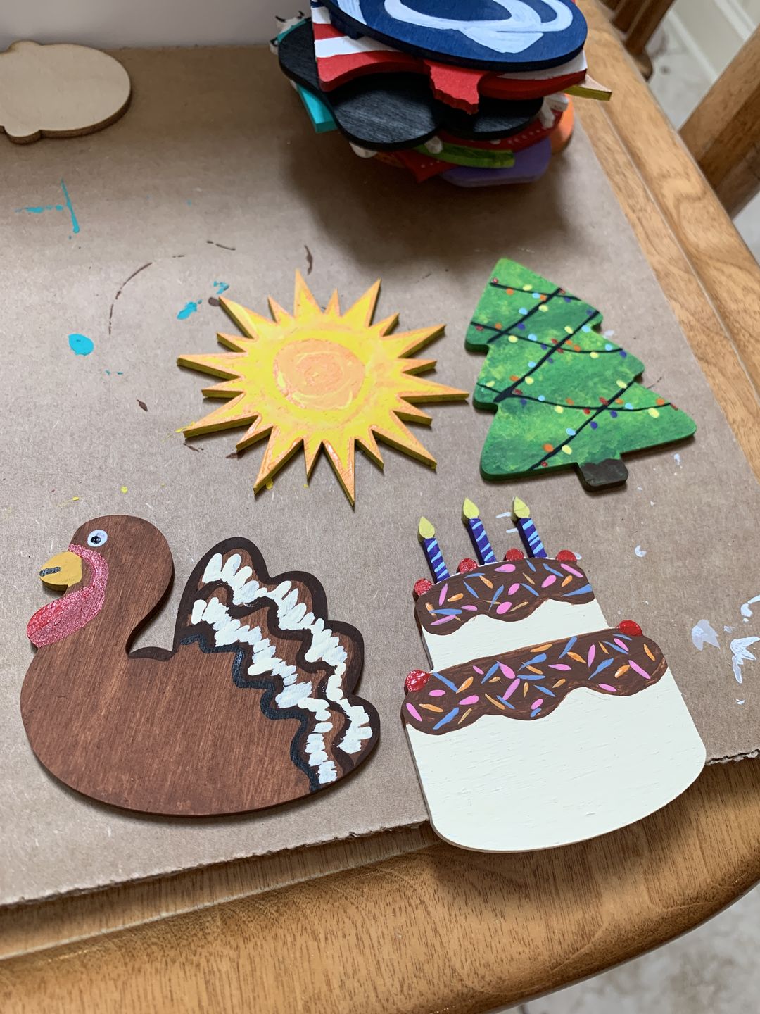 Customer photo review of Unfinished Wooden Simple Christmas Tree Shape - Craft - up to 24" DIY