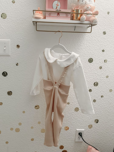 Customer photo review of Newborn Girls Spring and Autumn Elastic Lace Suspenders Pants Baby Wholesales