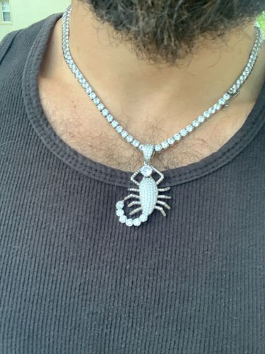 Customer photo review of Steel Never Tarnish Classic 51 Carat VVS Chain