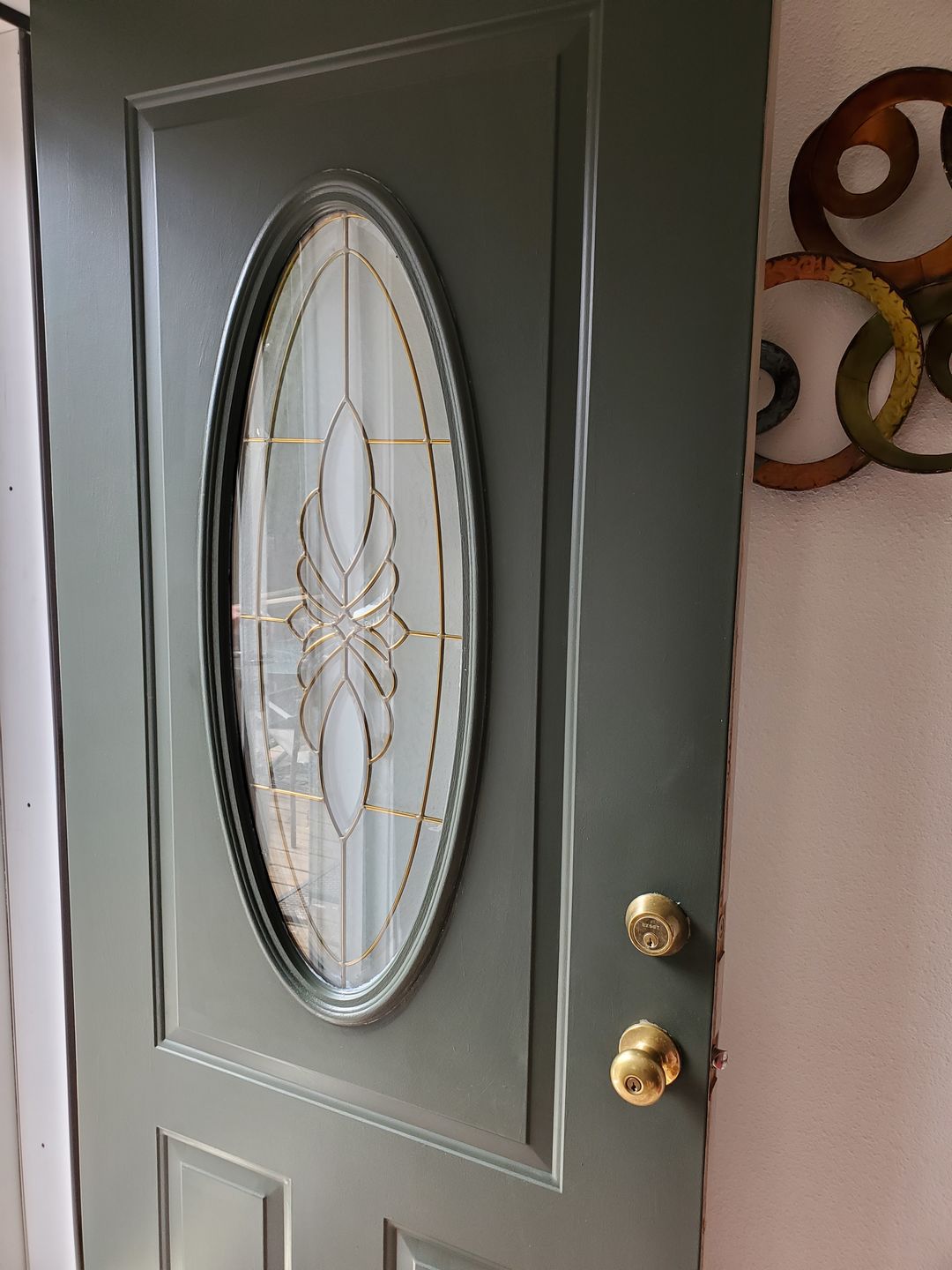 Customer photo review of Small Oval 16" x 39" Frame Kit for 1" Glass