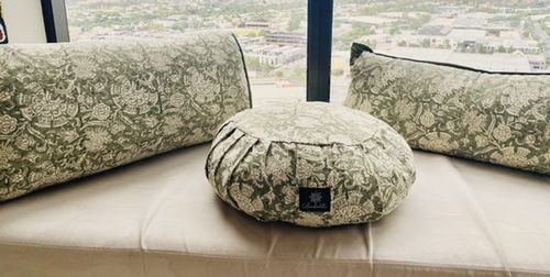 Customer photo review of Round Meditation Cushion ~ New Gaia