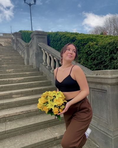 Customer photo review of Double Waistband Sweatpants - Classic