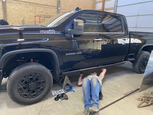 Customer photo review of 3" Front Lift Kit Torsion Key 2011-2019 GMC Sierra Chevy Silverado 2500HD 3500 HD With Shock Extenders