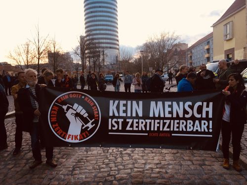 Customer photo review of BANNER / PVC-PLANE extralang 3m x 1m • KEIN MENSCH IST ZERTIFIZIERBAR!