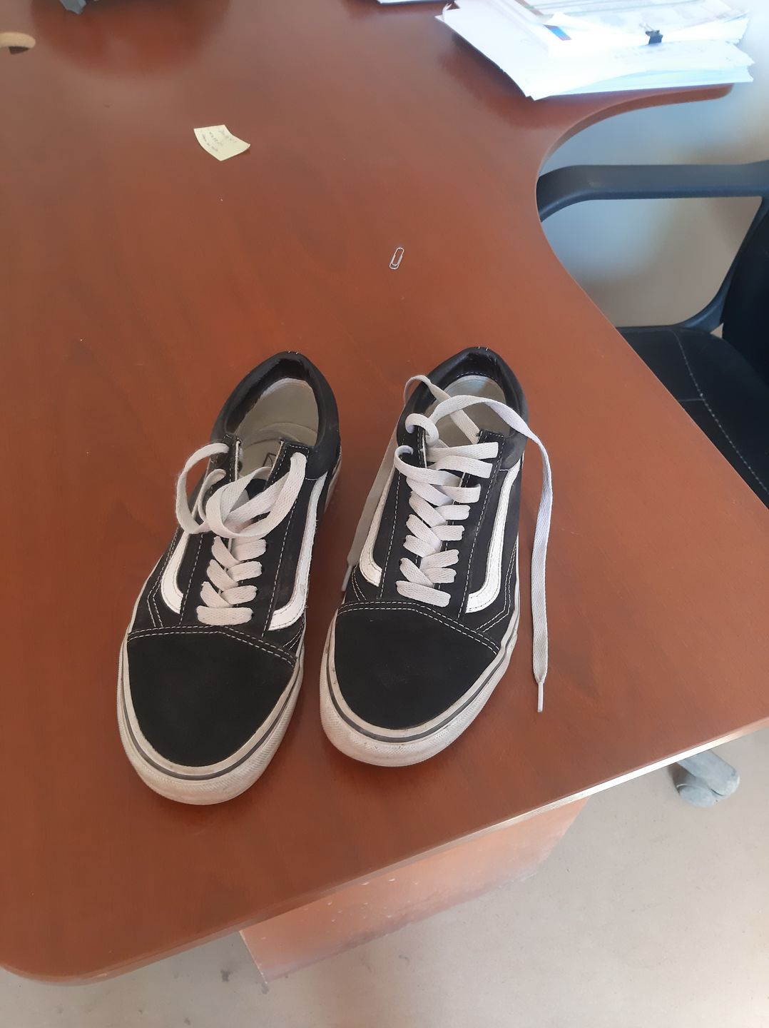 Customer photo review of Zapatilla Vans Old Skool Mujer Negro