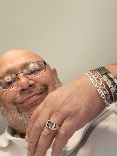 Customer photo review of Men's Ring with 3.40ct Red Ruby Gemstone in 925 Sterling Silver