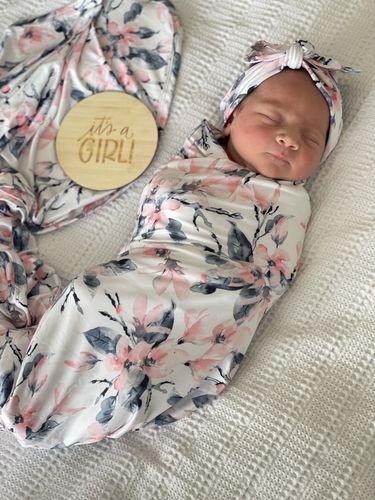Customer photo review of Lovely Lettering Gender Announcement (Double Sided)