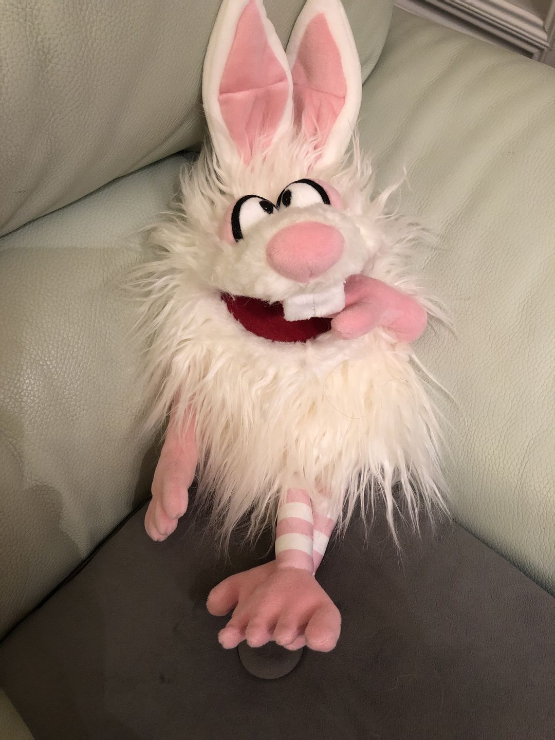 Customer photo review of Lapin Blanc Marionnette