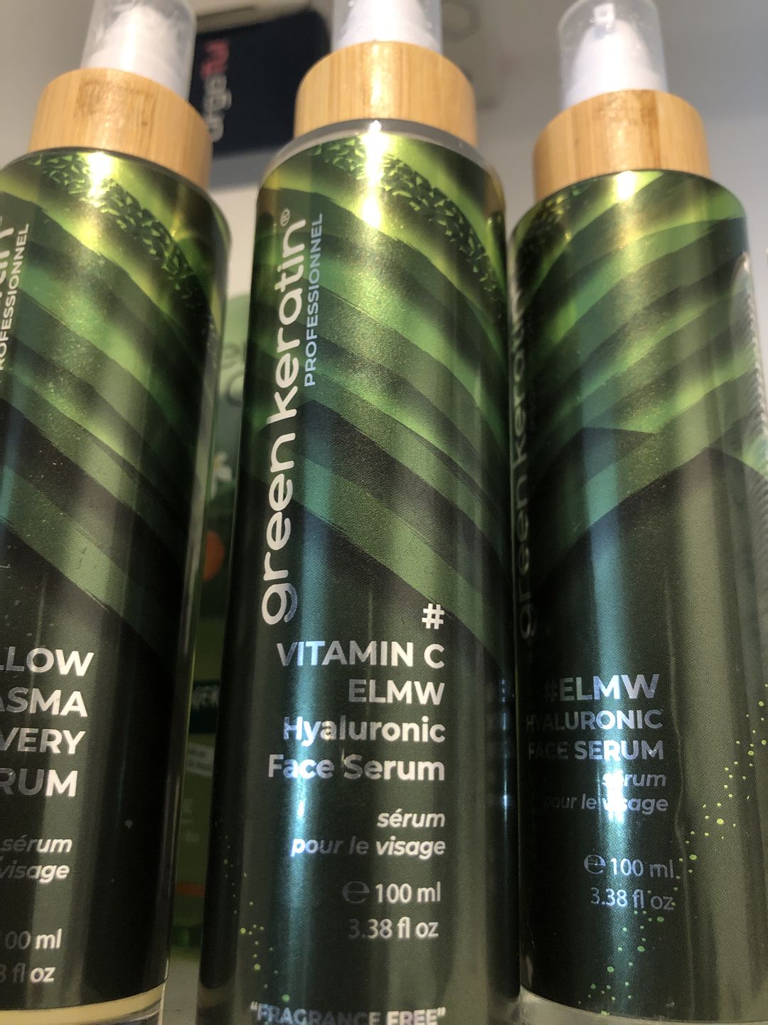 Customer photo review of VITAMINE C (Tétrahexyldécyl ascorbate) ELMW Sérum hyaluronique pour le visage Sans Parfum  | 100ml