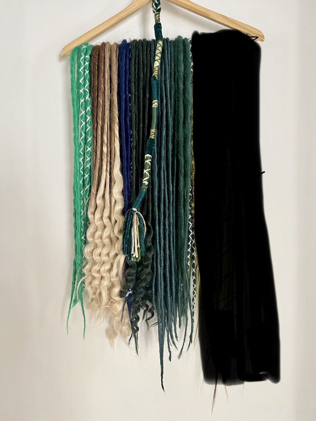 Customer photo review of Peacock  - (1 pack of 5 Dreads)