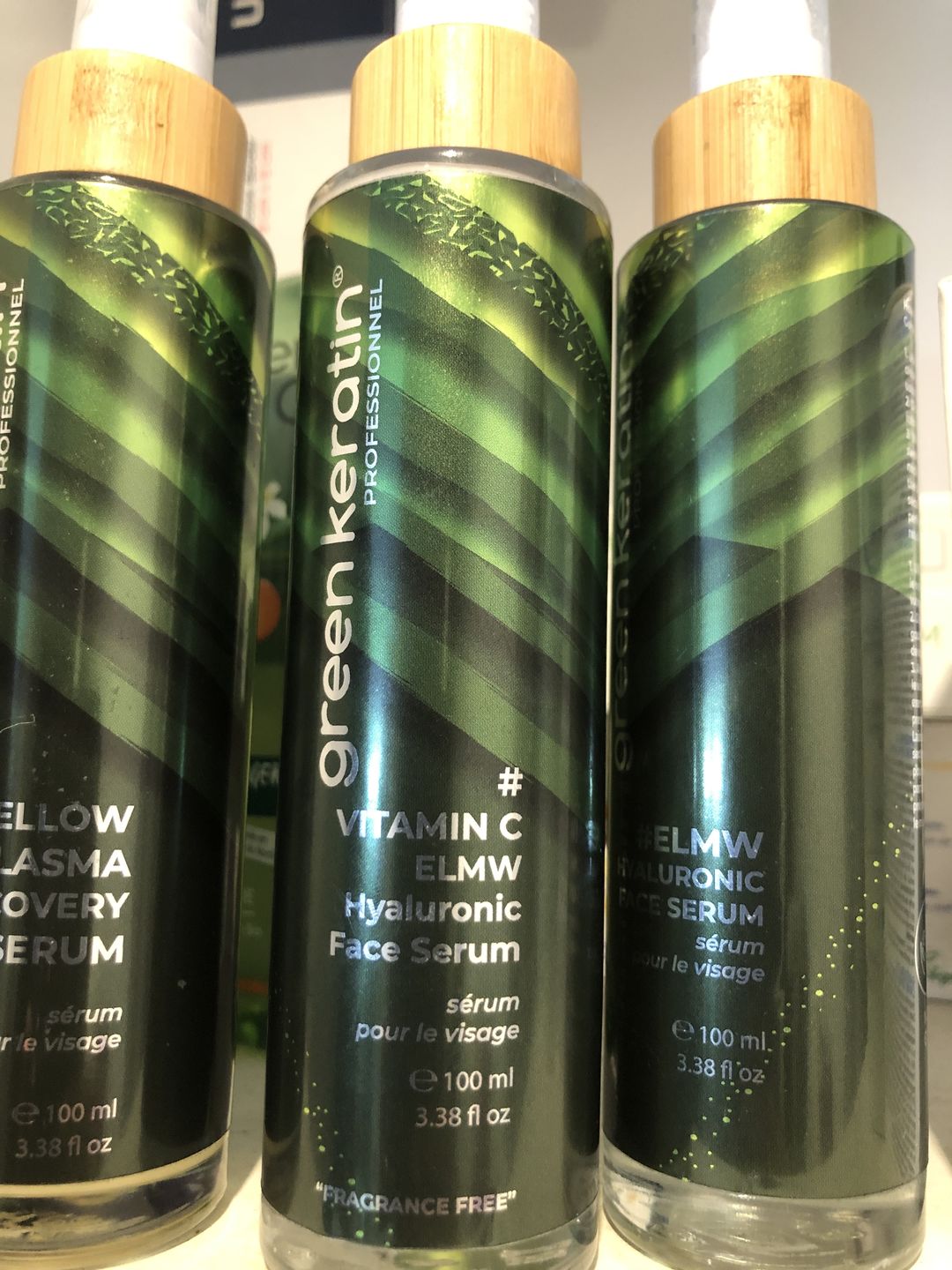 Customer photo review of VITAMINE C (Tétrahexyldécyl ascorbate) ELMW Sérum hyaluronique pour le visage Sans Parfum  | 100ml