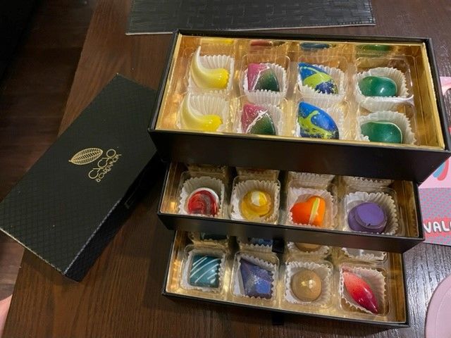 Customer photo review of The Jewelry Box, 24 Pieces