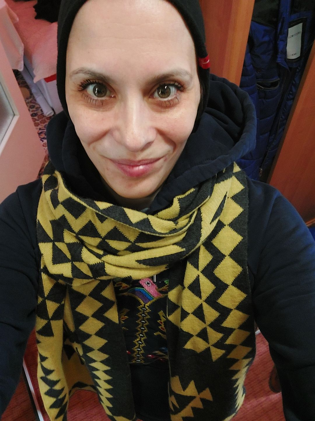 Customer photo review of Дамска тениска бродирана с детайл от шевица "Плодородие"
