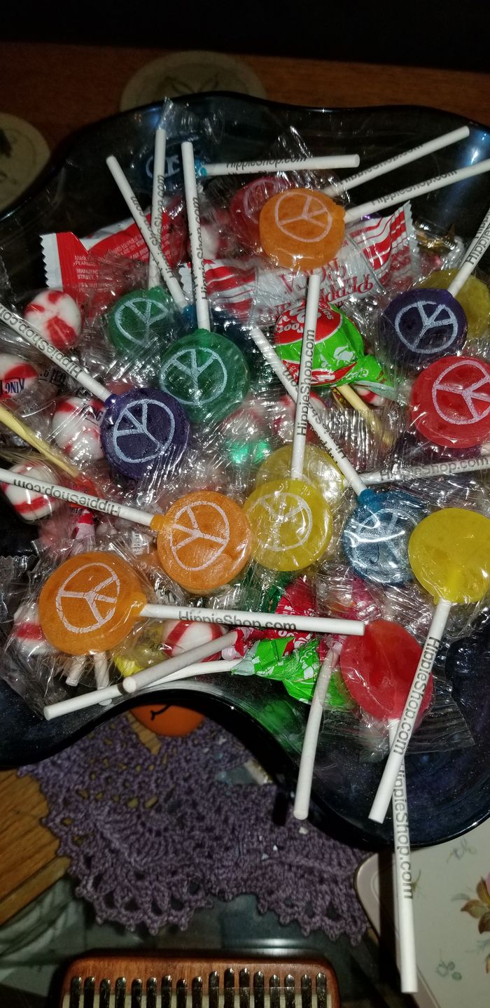 Customer photo review of Hippie Shop Peace Pop Lollipops