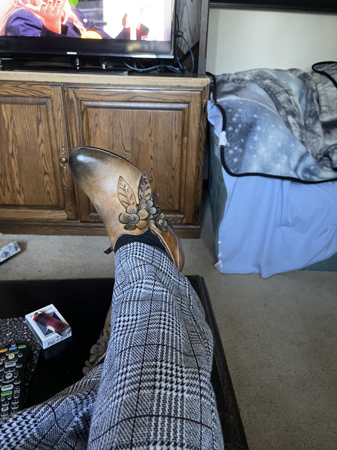 Customer photo review of Retro Handmade Floral Leather Low-Heel Pumps