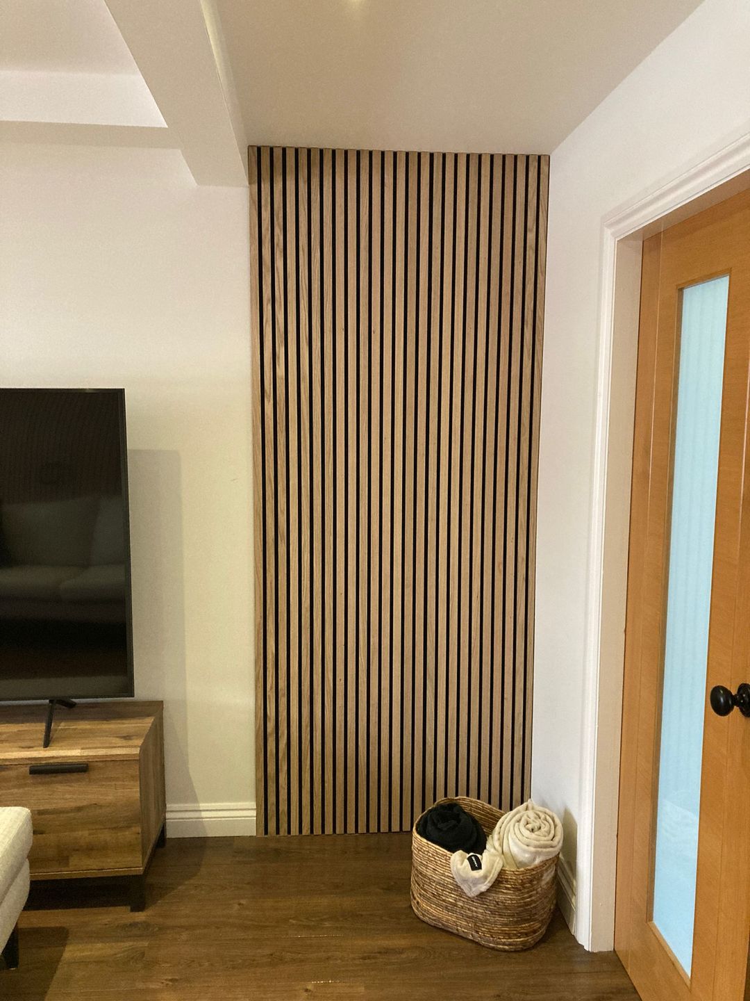 Customer photo review of SlatWall Natural Oak Sample