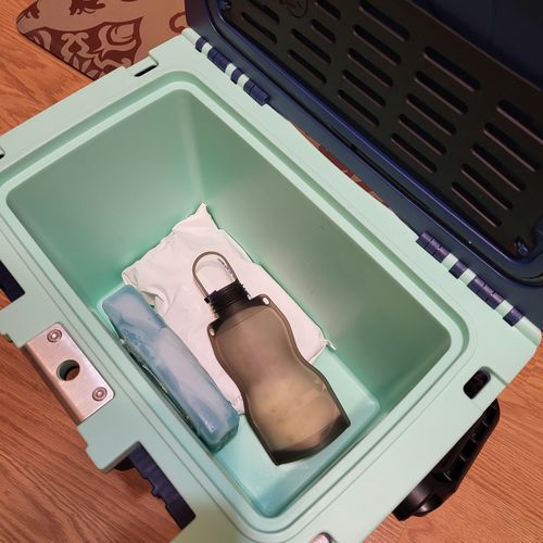 Customer photo review of March Madness Offer: Pelican 14QT Pacific Blue/Seafoam