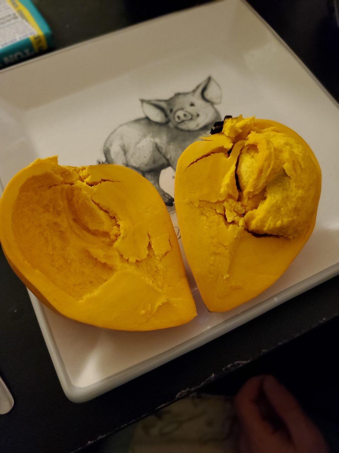 Customer photo review of Eggfruit (Canistel) Box